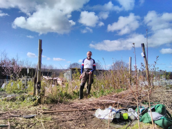 HOME and GARDEN, Newcastle - Working on an Allotment Photo